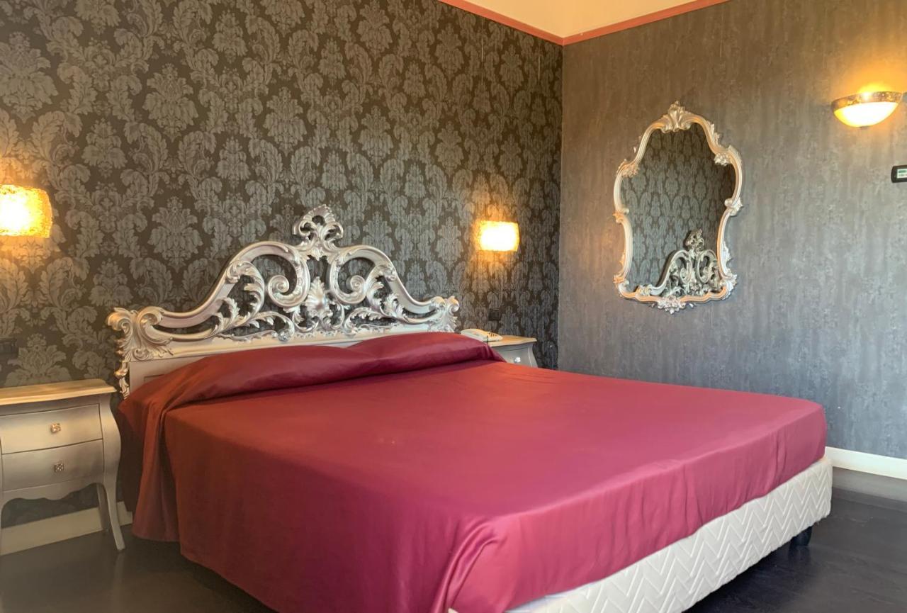 Hotel - Motel Flower Gropello Cairoli Exteriér fotografie